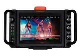 Blackmagic Studio Camera 4K Plus G2 photo 4