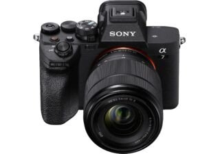 Sony A7 IV + FE 28-70mm f/3.5-5.6 OSS II